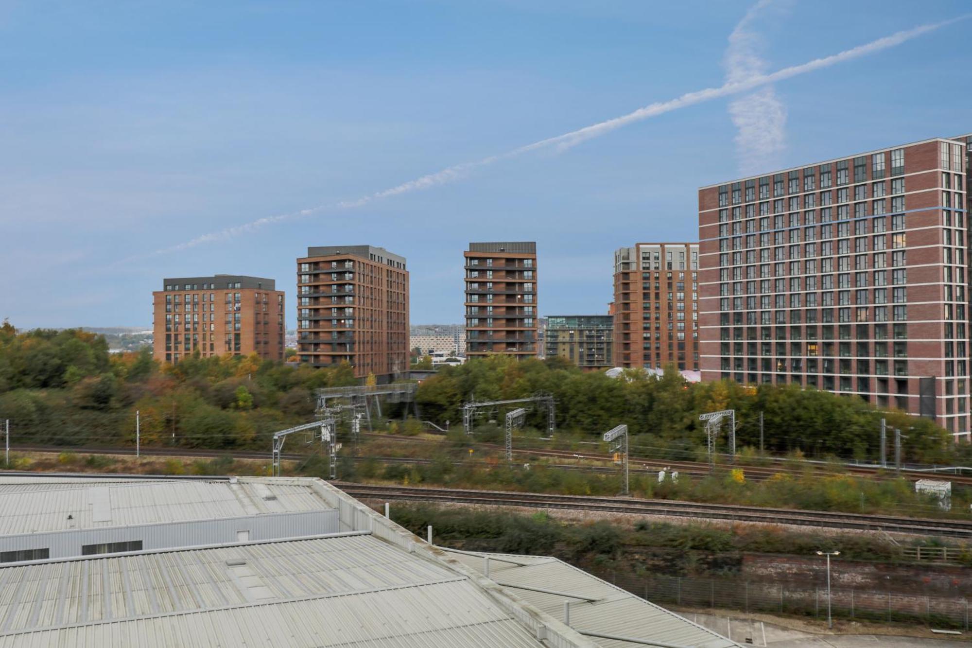 Springwell Suite - City Centre - Balcony & Pool Table - 3 Bed Leeds  Dış mekan fotoğraf